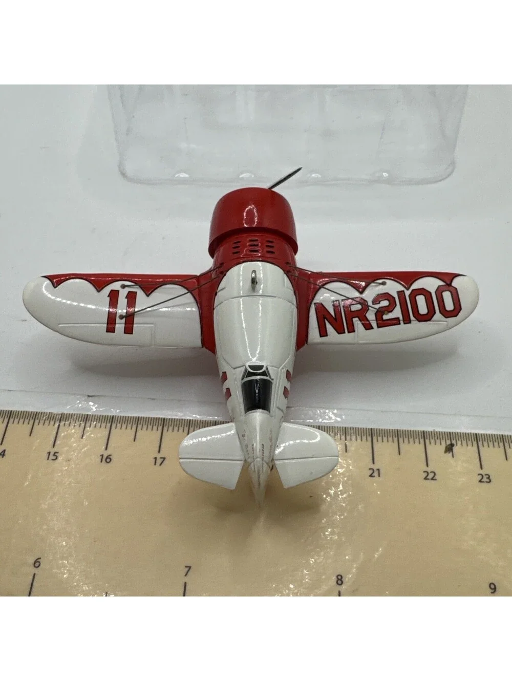 Hallmark Keepsake Ornament Gee Bee R-1 Super Sportster Sky's the Limit 2001